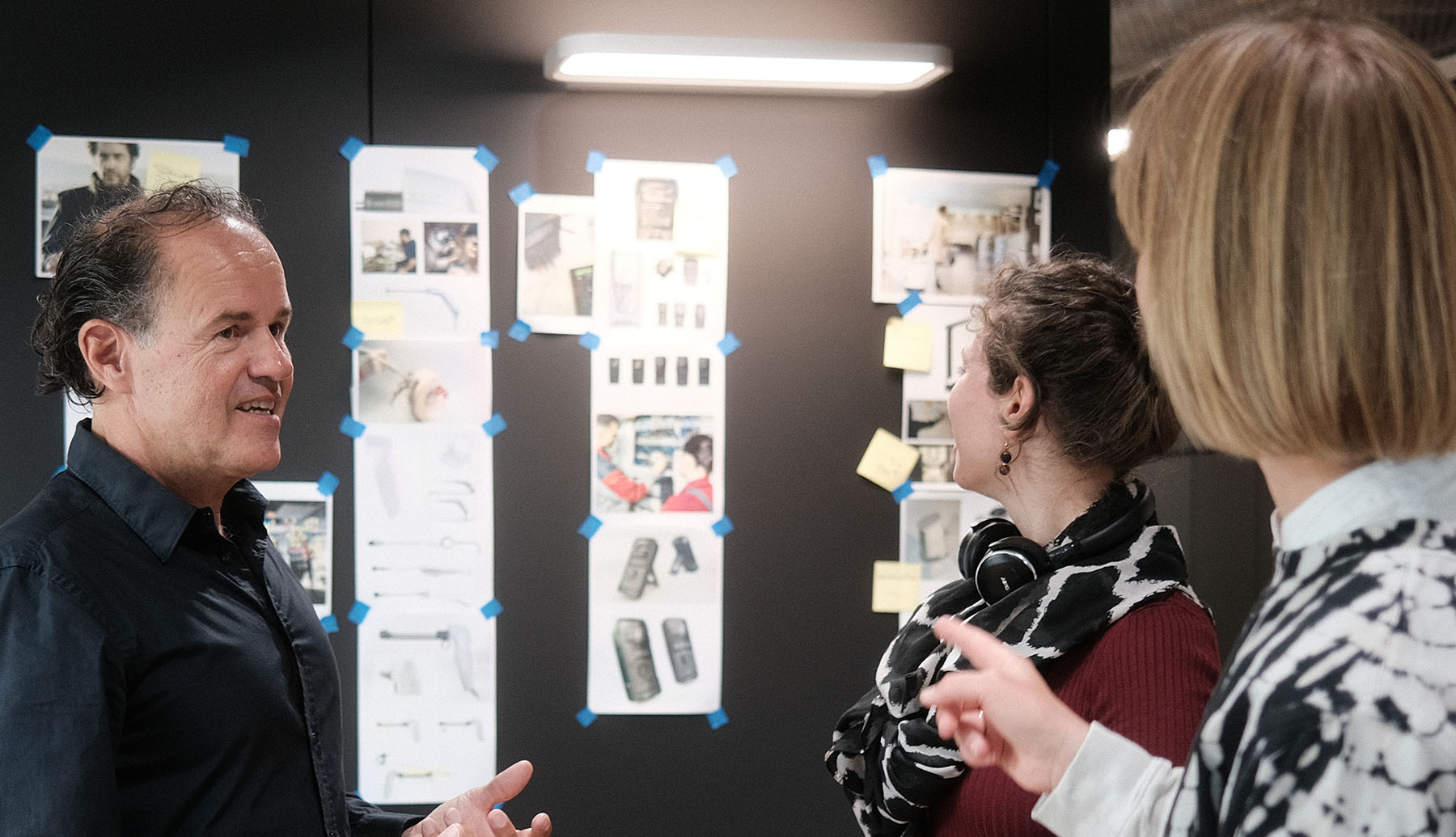 Stefan Eckstein in a discussion over Design at the Eckstein Design office